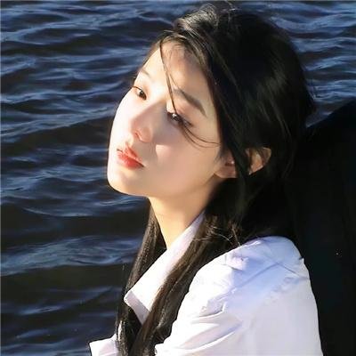 红粉妖魔